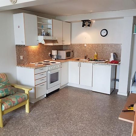 Budget Guesthouse Borgustova Vestmanna Екстер'єр фото