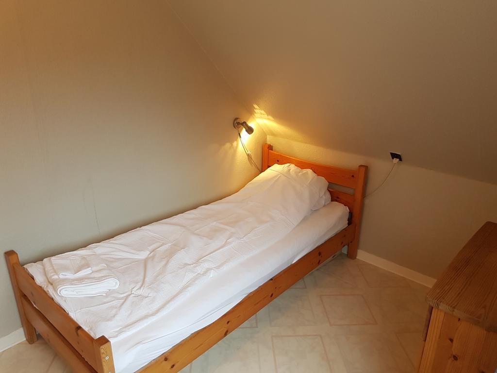Budget Guesthouse Borgustova Vestmanna Екстер'єр фото